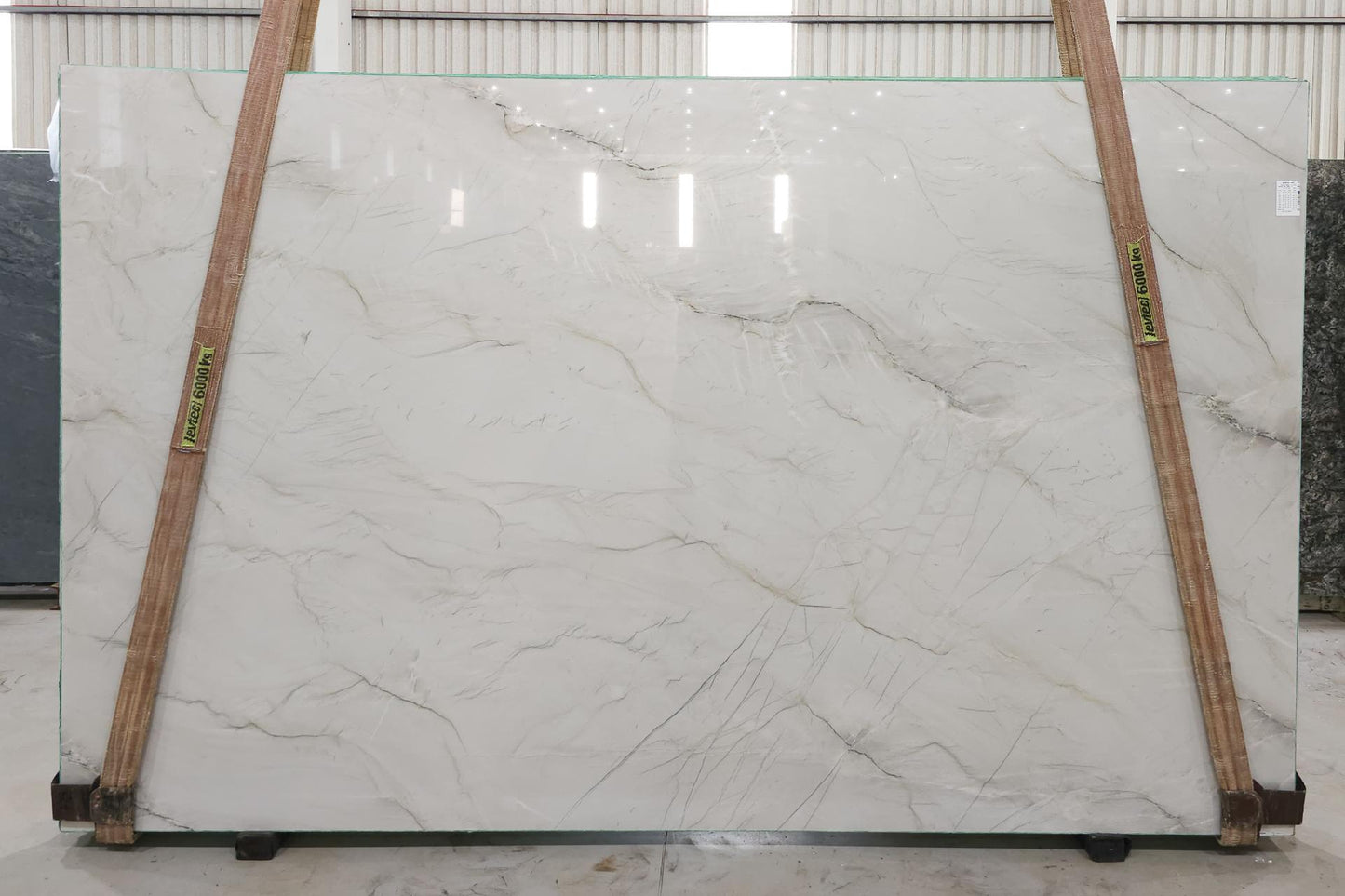 BIANCO SUPERIORE QUARTZITE