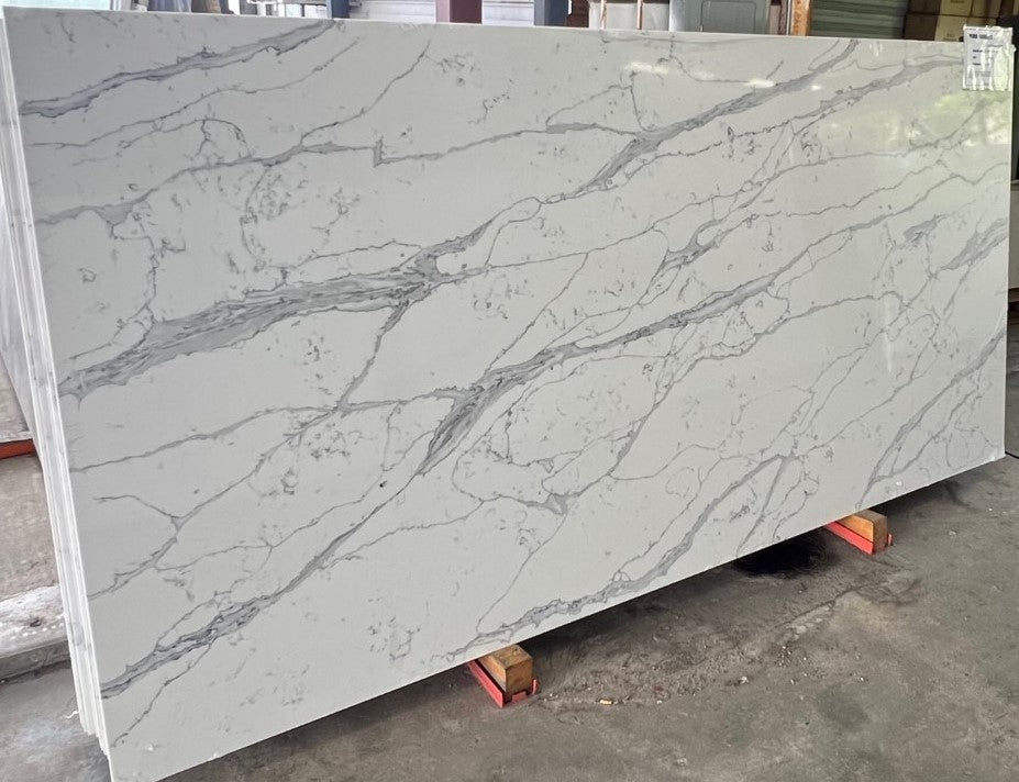 STATUARIO EXTRA QUARTZ