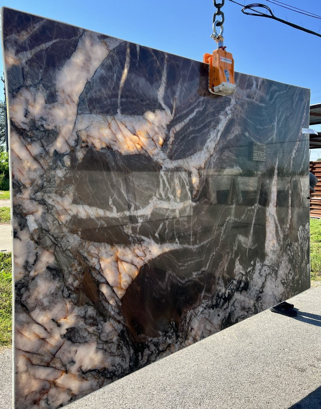 VOLUPIA MAESTRO QUARTZITE