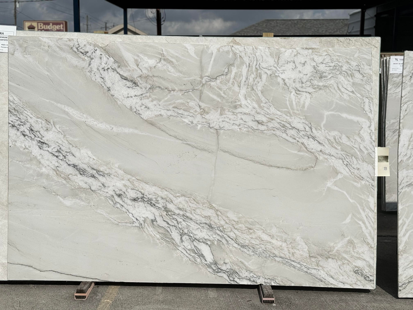 MONT BLANC QUARTZITE
