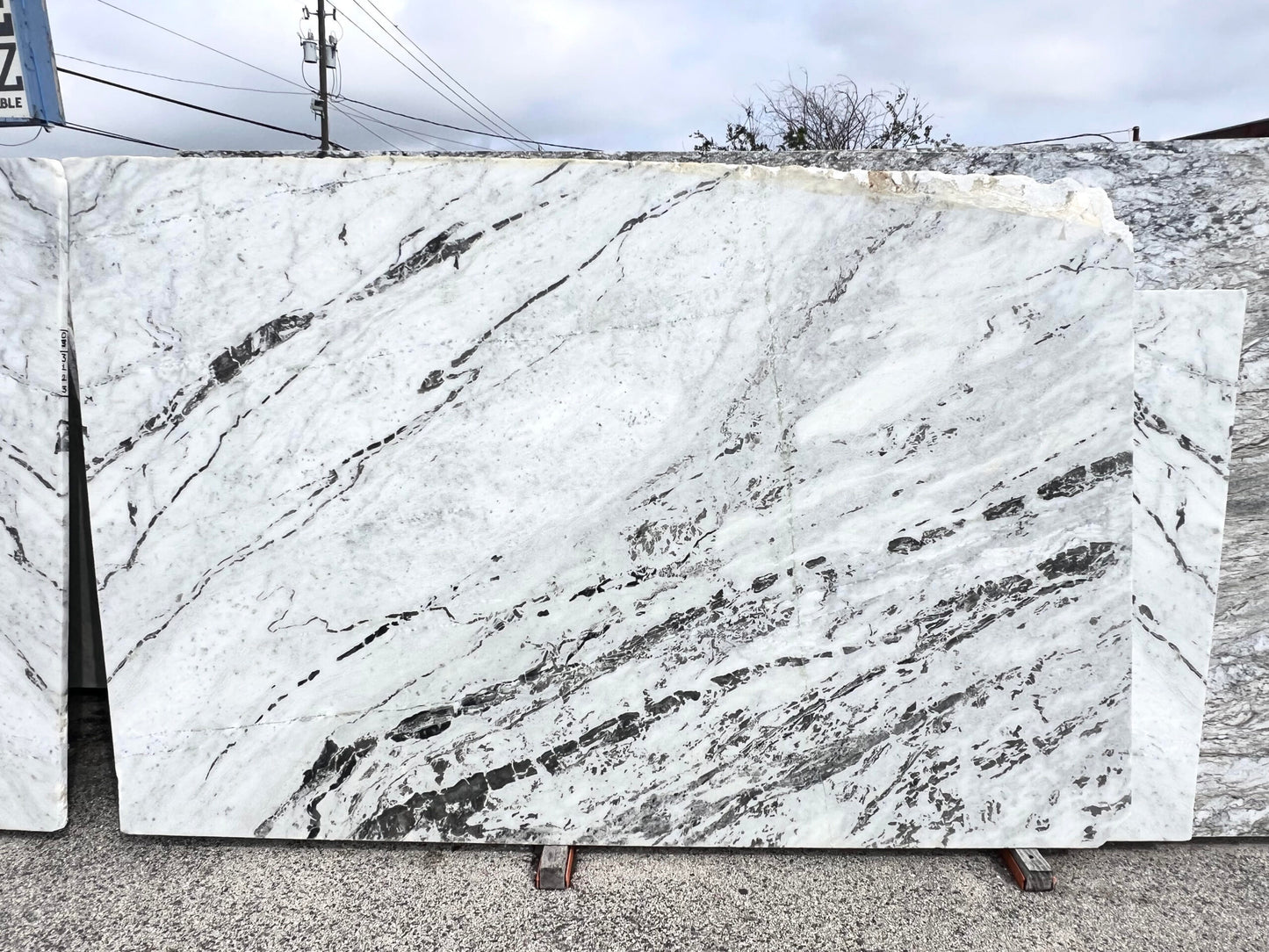 ATLANTIC WHITE