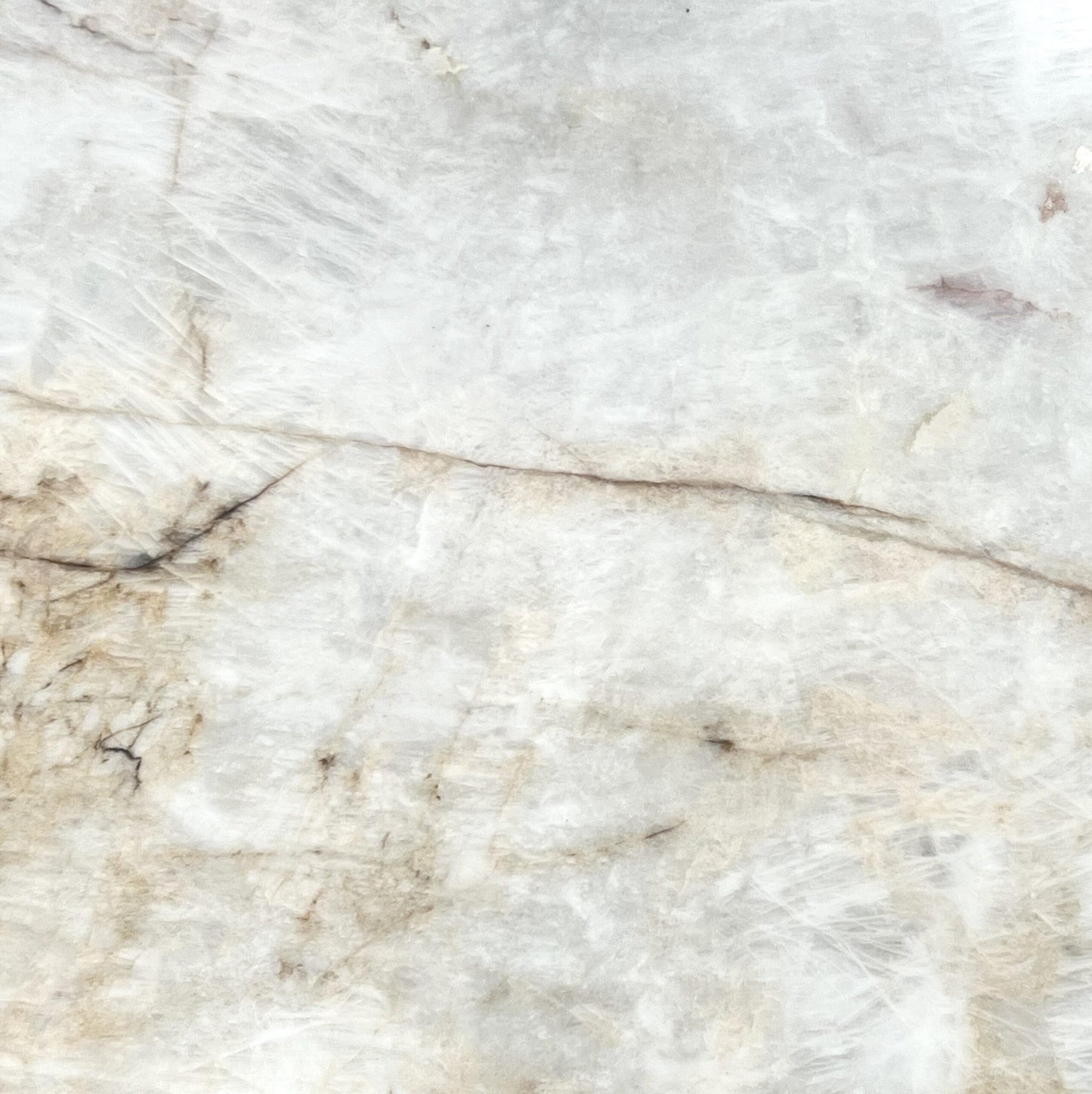 ILUMINATO QUARTZITE