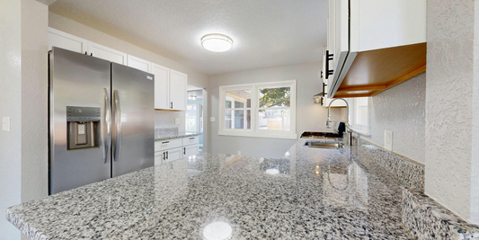 2CM Granite Slabs Houston: Are They Right for Your Kitchen Countertops?