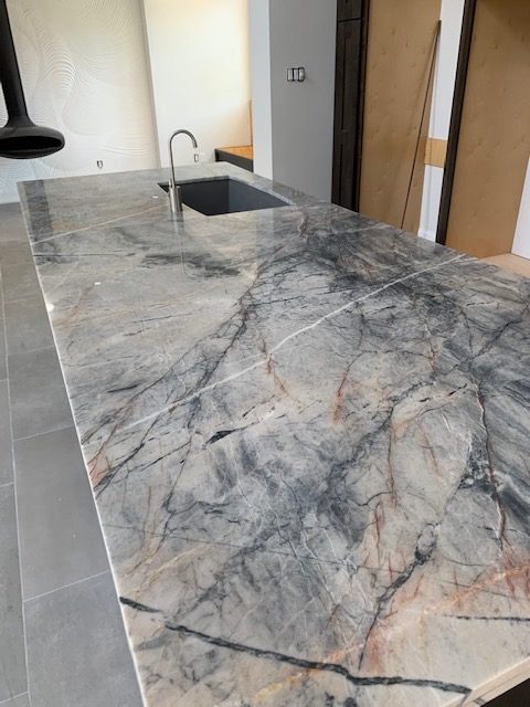 The Damages Caused to The Natural Stones by Water: Where Can I Buy Quartzite in Houston, TX