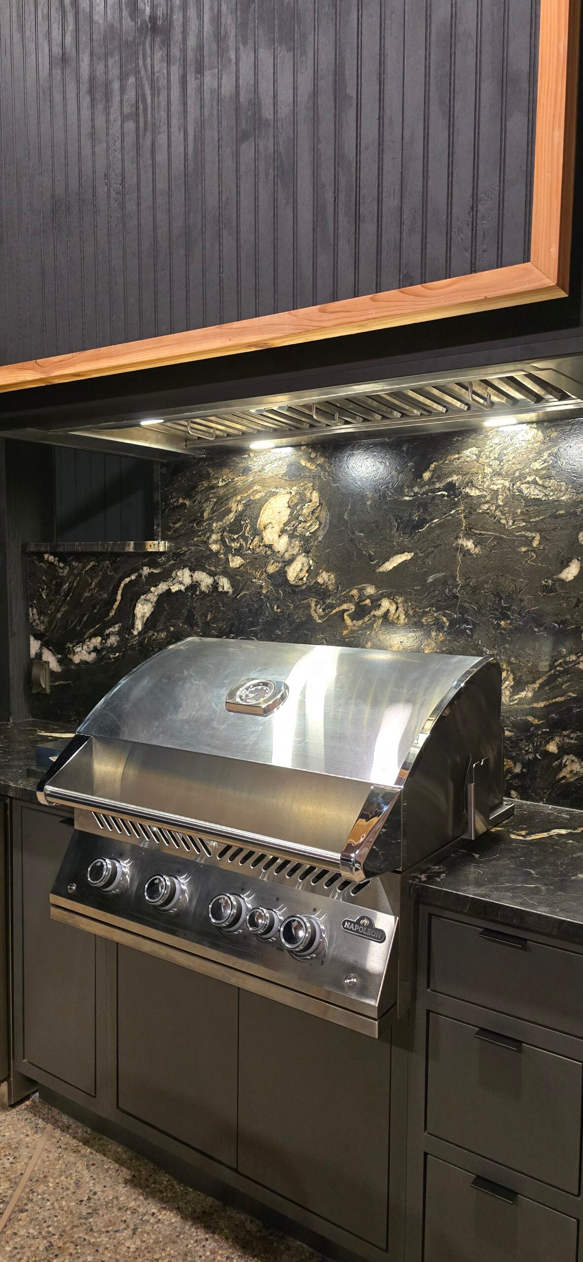 TITANIUM GRANITE
