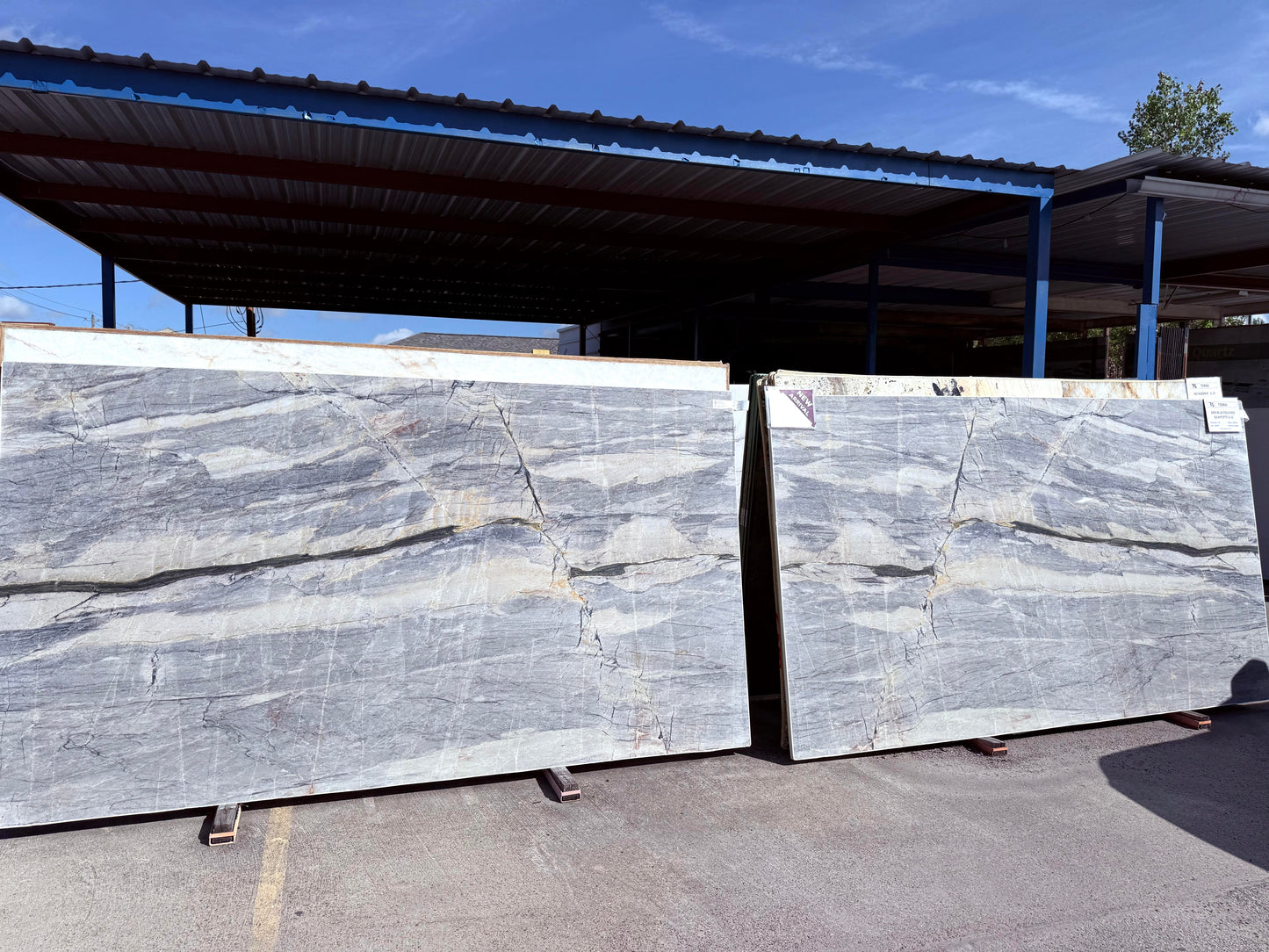 IJEN BLUE QUARTZITE