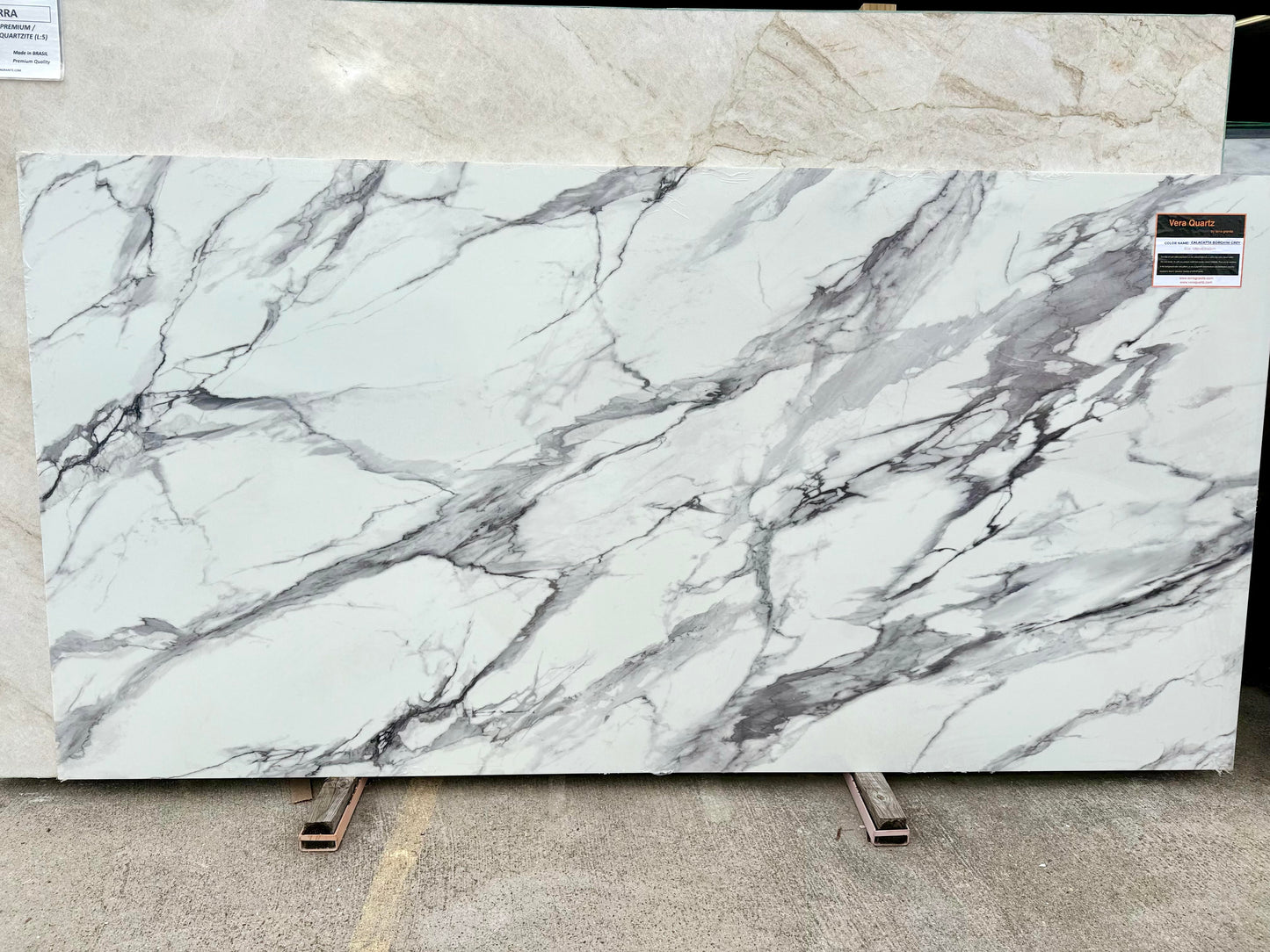 BORGHINI GREY QUARTZ