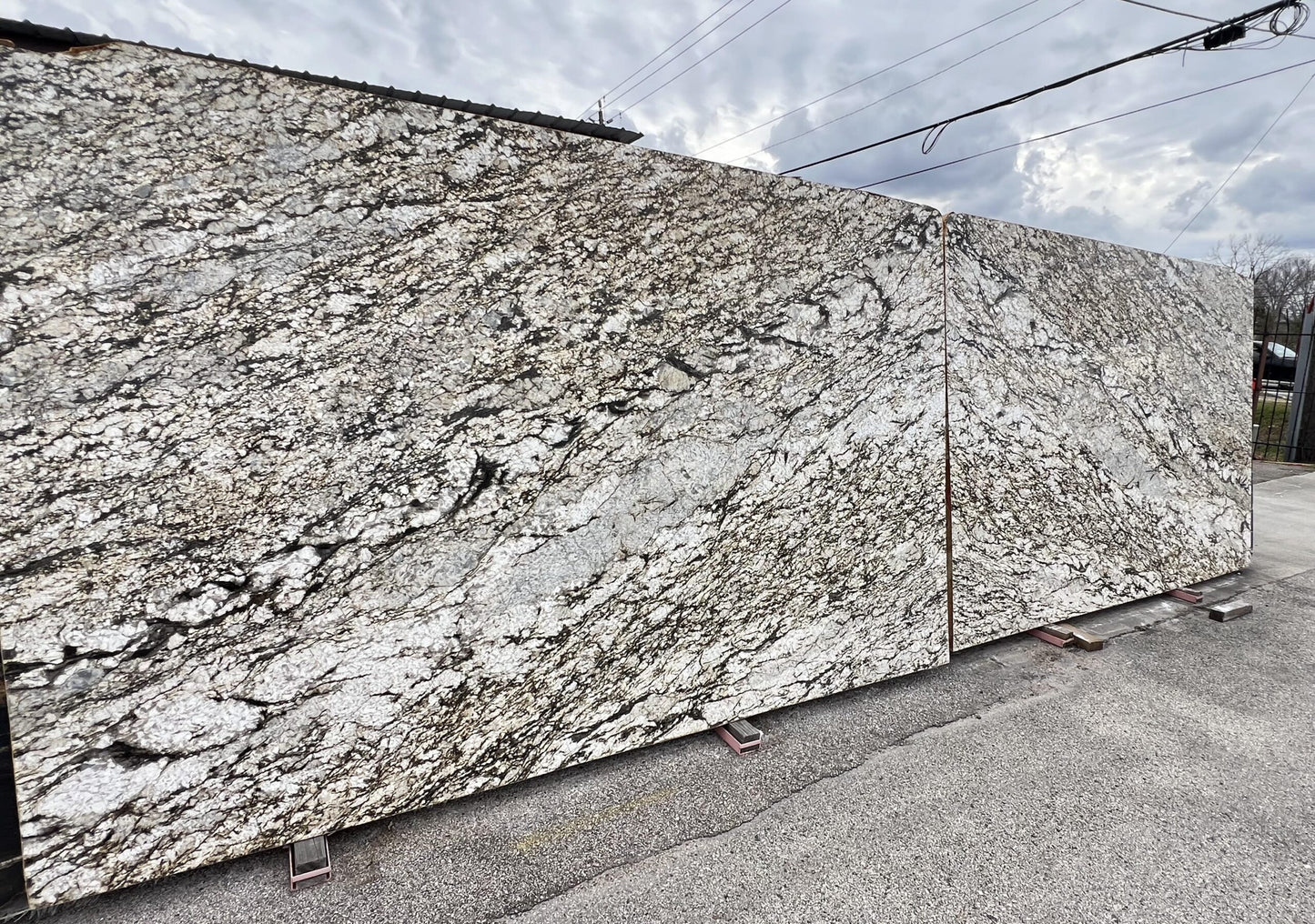 BLUE DUNES GRANITE