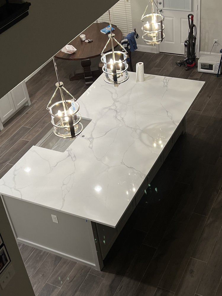 CALACATTA SUMMER QUARTZ