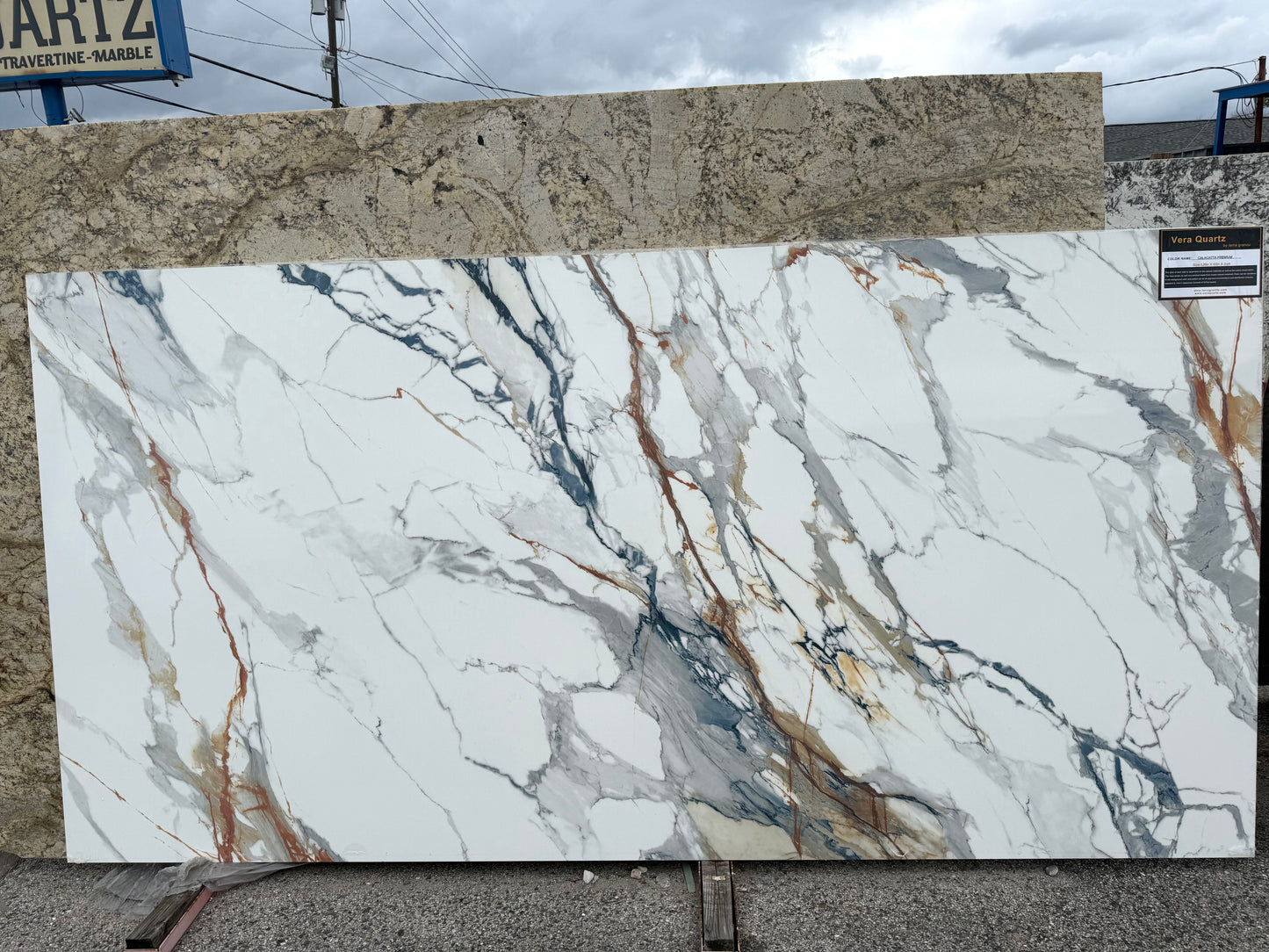 CALACATTA PREMIUM QUARTZ