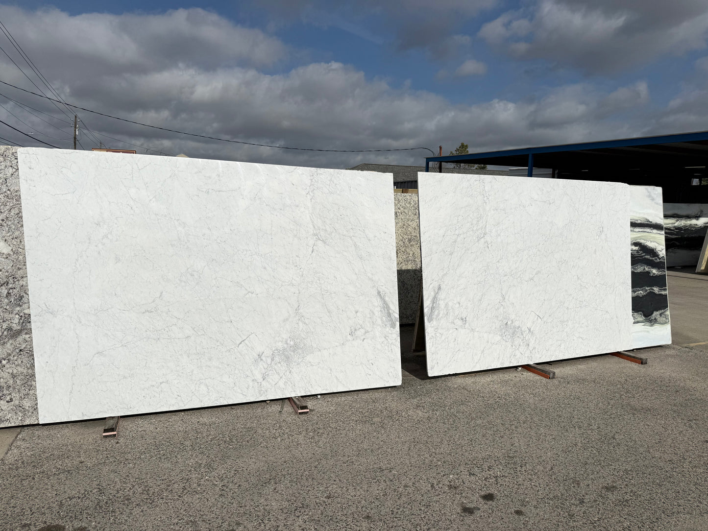 CARRARA HONED AND POLISHED