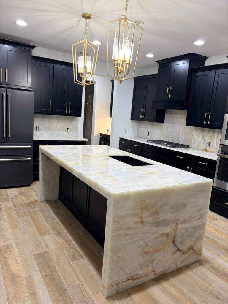 KRISTAL DIAMANTO / CRISTALLO QUARTZITE