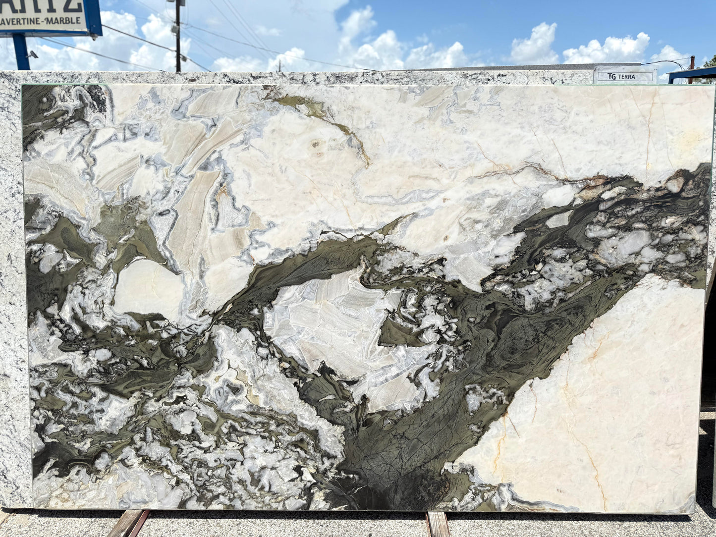 MACCHIA VECCHIA MARBLE
