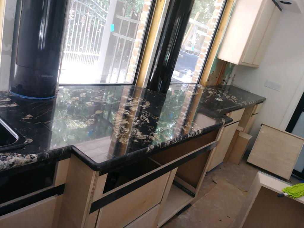 TITANIUM GRANITE