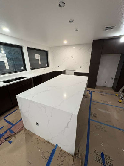 CALACATTA SUMMER QUARTZ