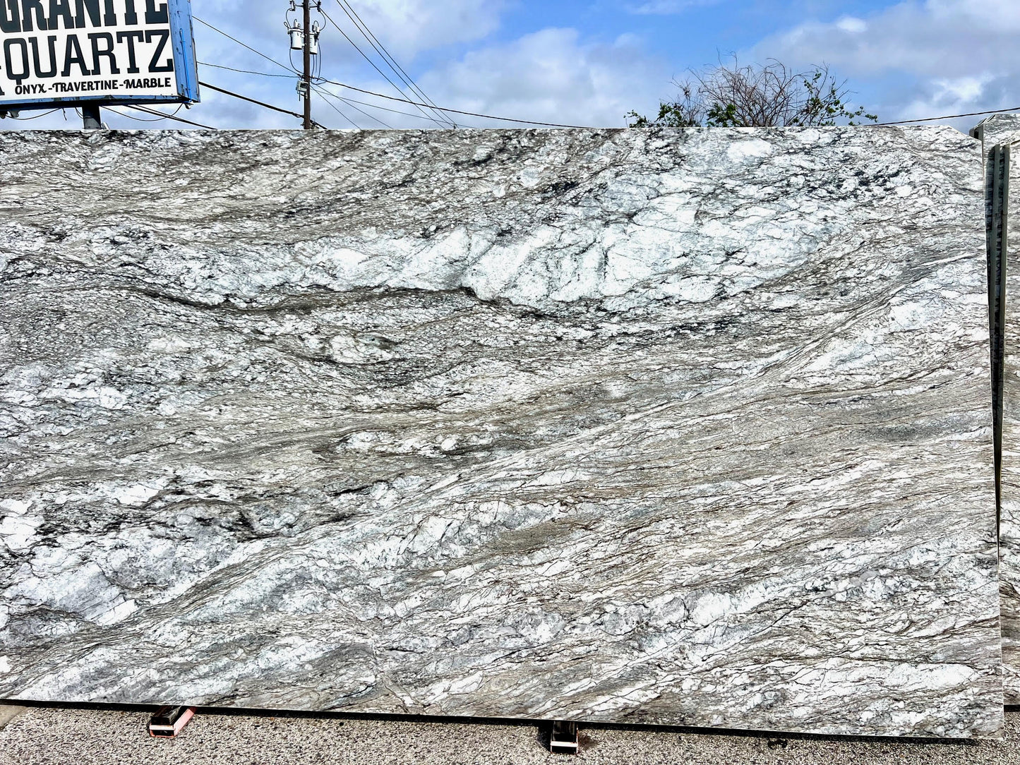 BLUE DUNES GRANITE