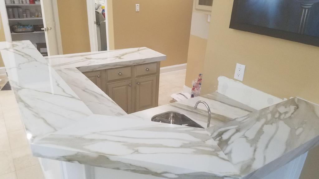 CALACATTA GOLD PORCELAIN