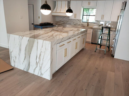 CALACATTA GOLD PORCELAIN