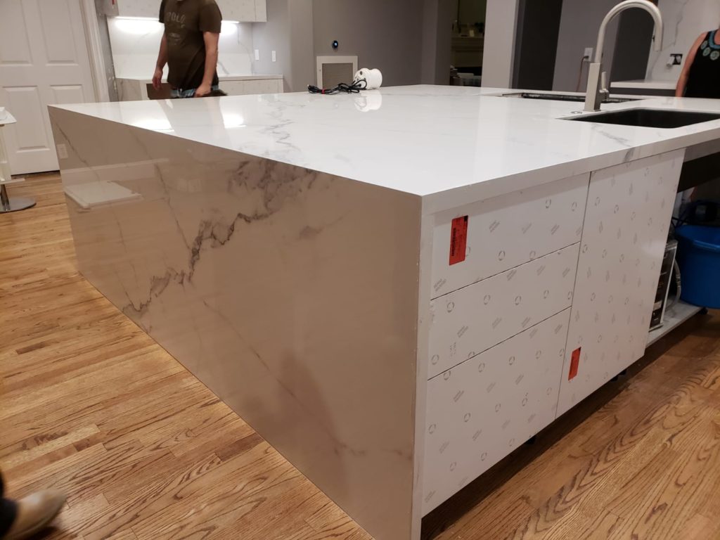 CALACATTA WHITE PORCELAIN