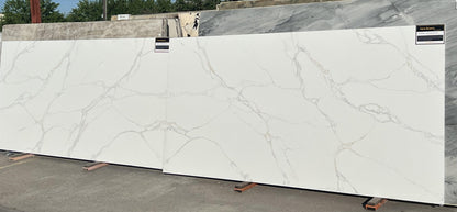 GOLD EXCLUSIVE QUARTZ