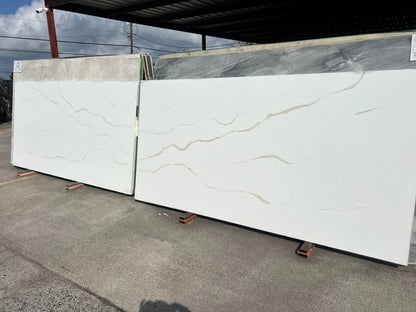 CALACATTA ROMA GOLD QUARTZ