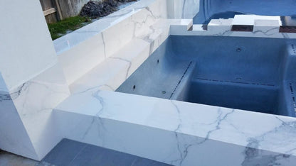 CALACATTA WHITE PORCELAIN