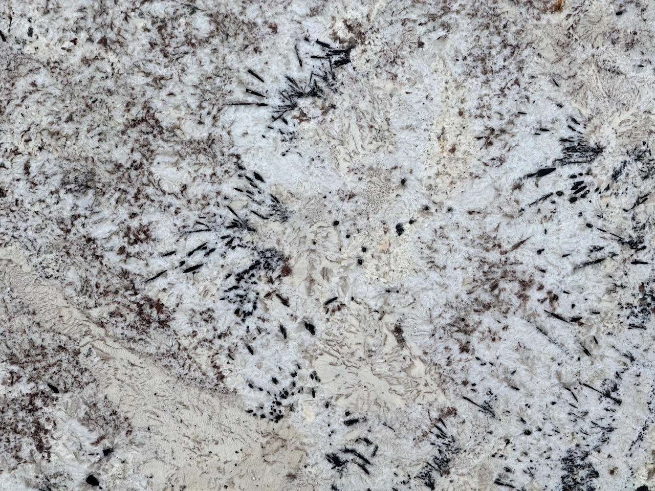 ALPS WHITE 2CM POLISHED