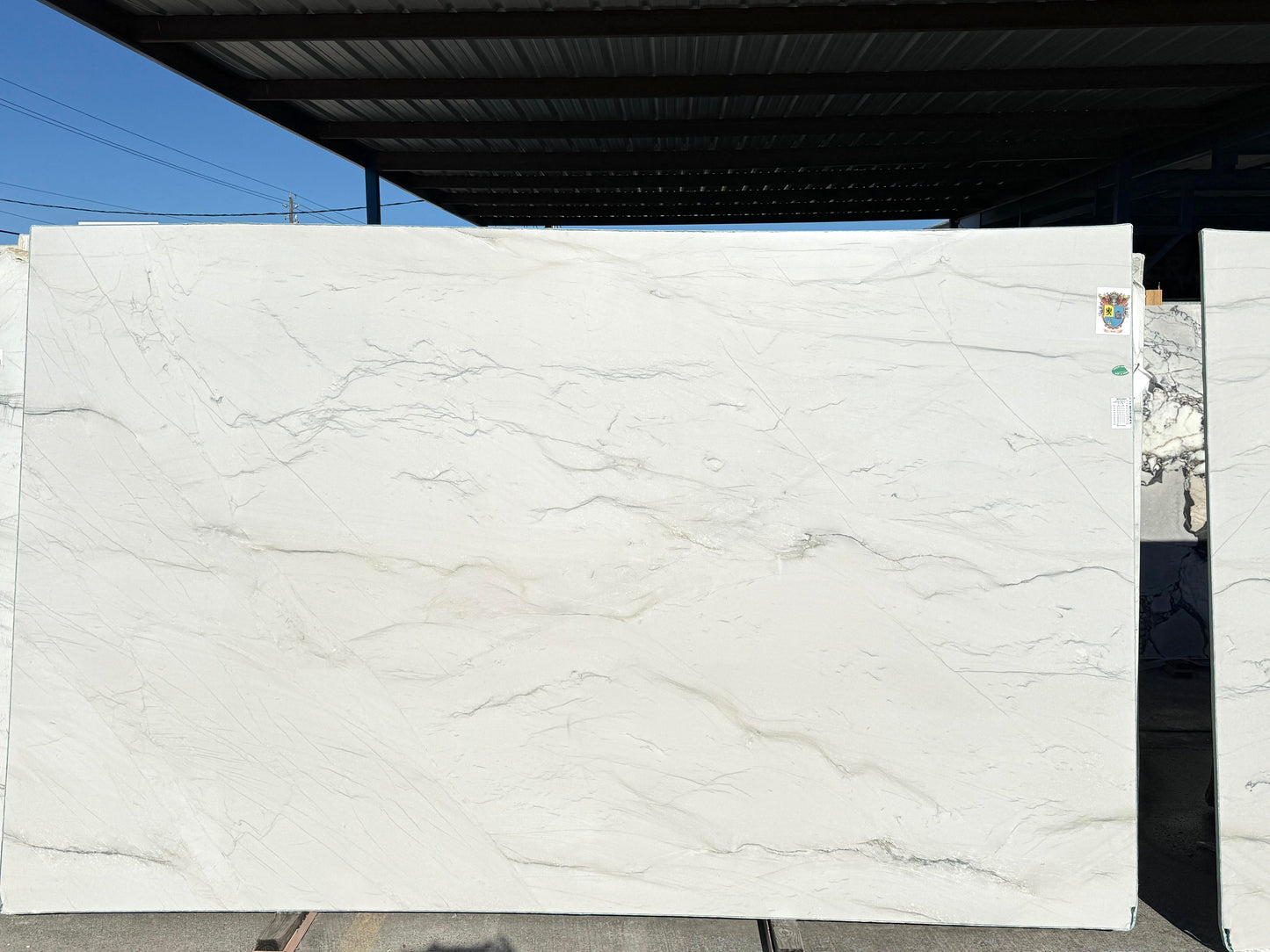 BIANCO SUPERIORE QUARTZITE
