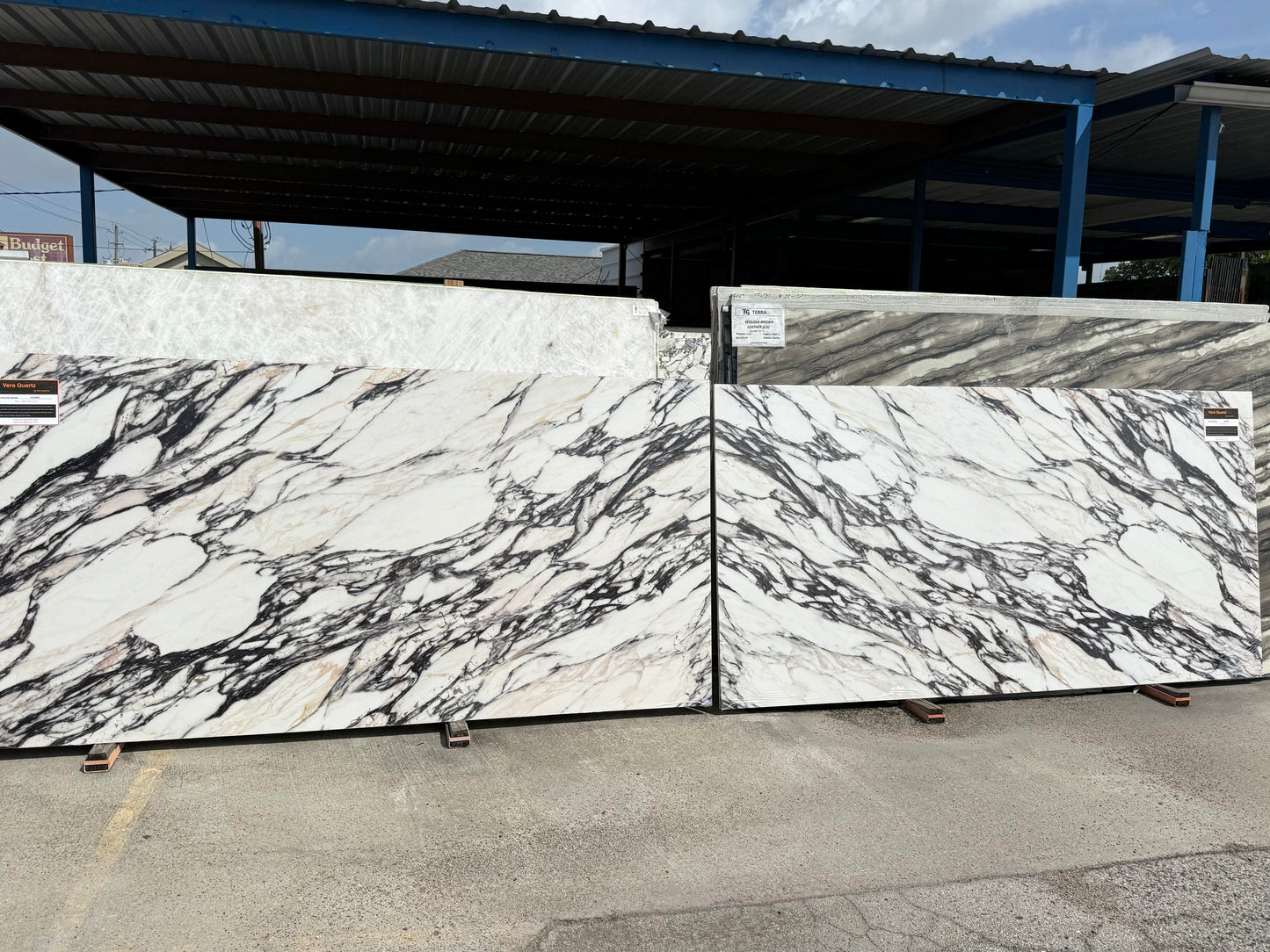 CALACATTA MONET QUARTZ